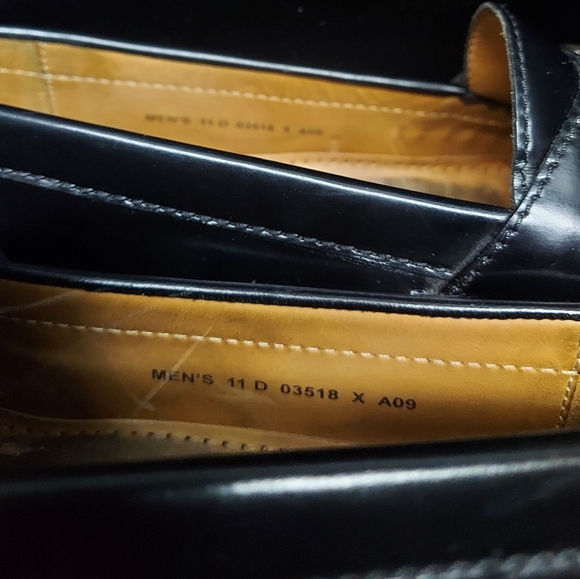 COLE HAAN Pinch Buckle Kiltie Loafer Men\'s Size 11